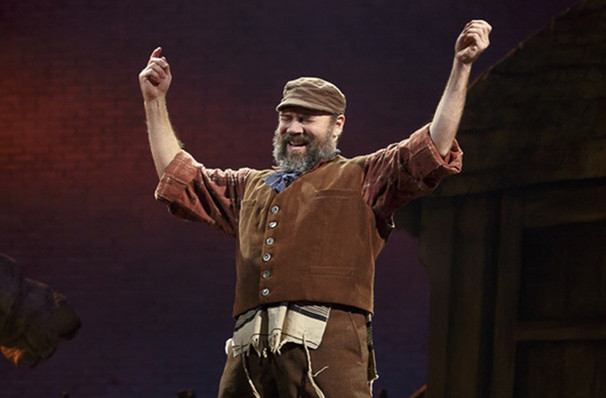 Yehezkel Lazarov Leads Cast For Fiddler On The Roof!